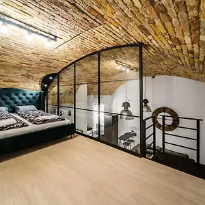 Appartement Spacious Loft In The Heart Of Downtown, Budapest