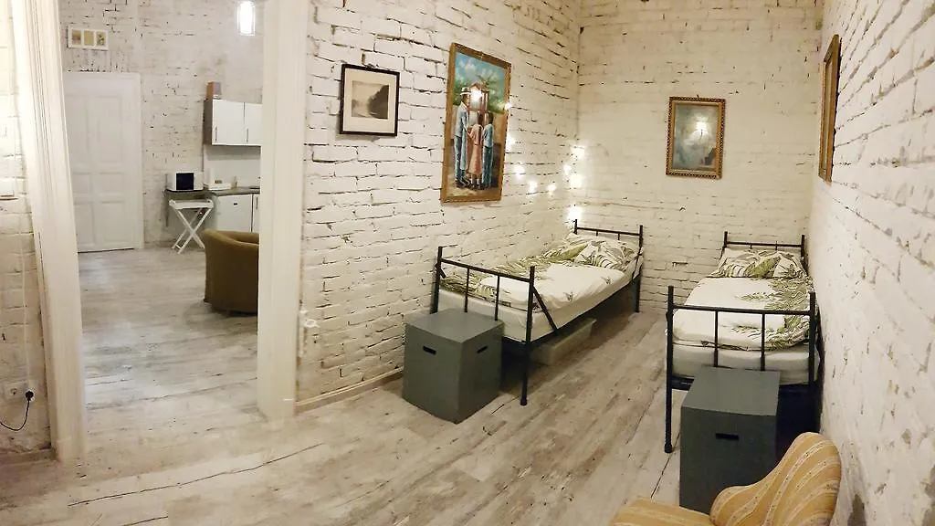 Bpr Wolf Apartment With Terrace Budapest Ungarn