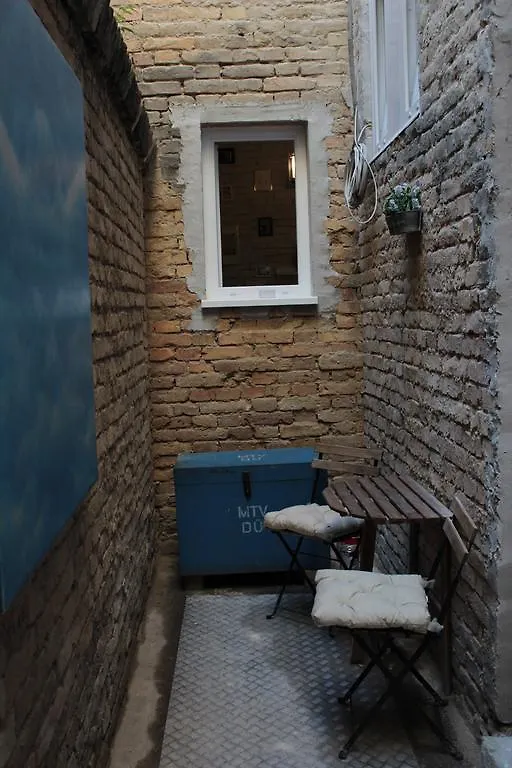 Bpr Wolf Apartment With Terrace Будапешт 0*,  Венгрия